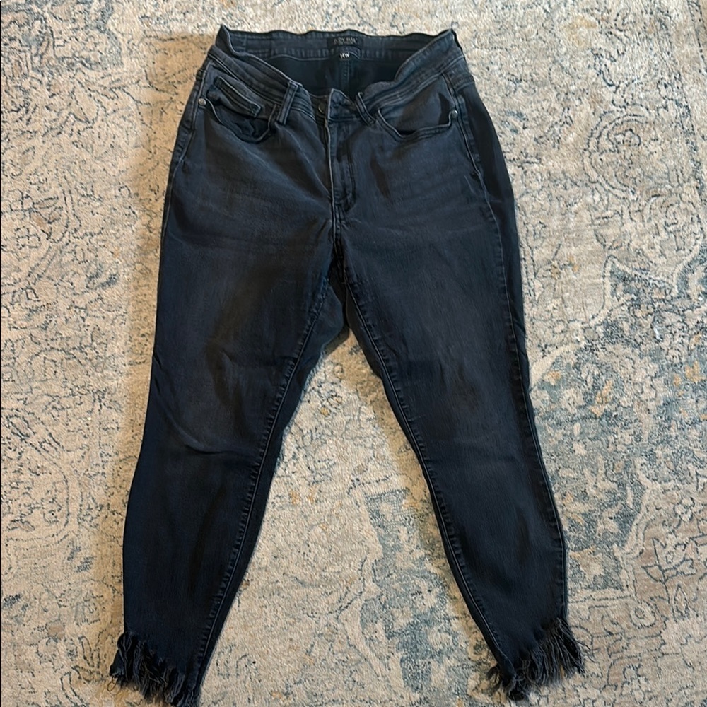 Judy Blue Black Skinny Jeans with Frayed Hem